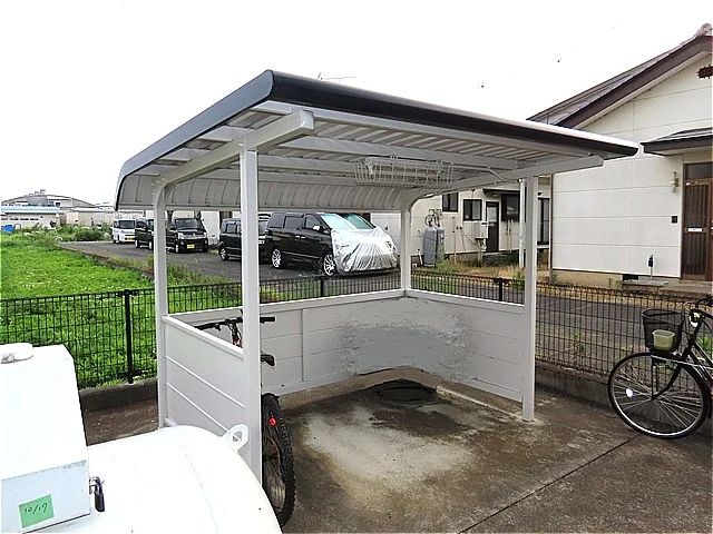 屋根付き駐輪場あり