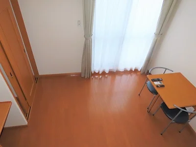 ベッド上からのアングルです