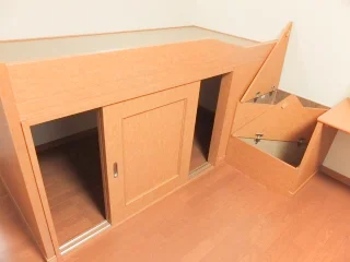備付ベッド（下は収納です）