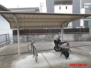 屋根付き駐輪場