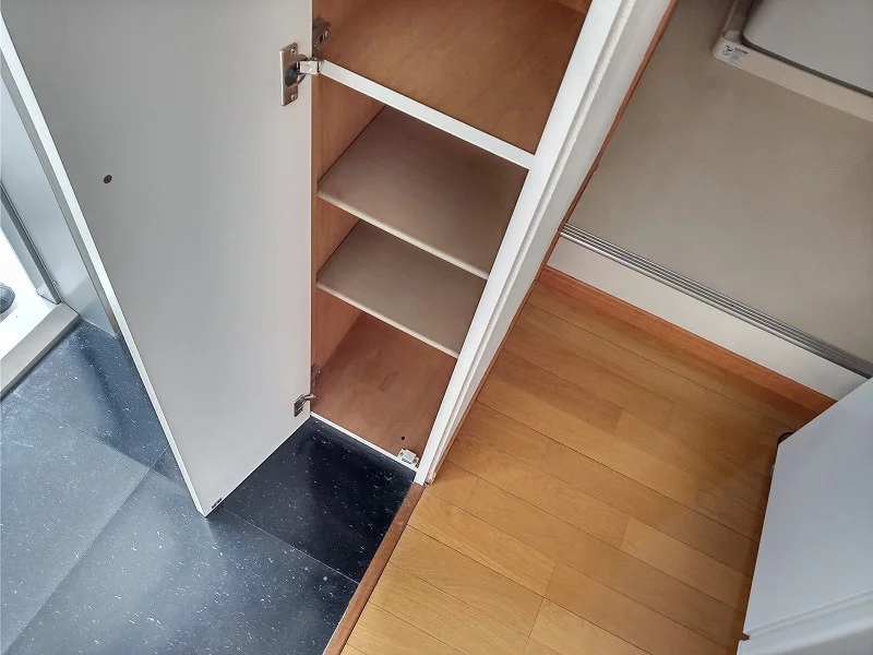 シューズボックス付き