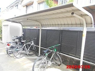 屋根付き駐輪場
