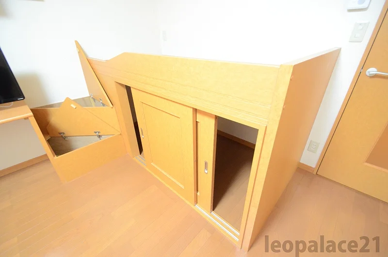 実際のお部屋と異なる場合が御座います。