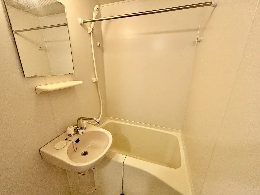 設備・仕様は号室により異なる為、現況を優先いたします。