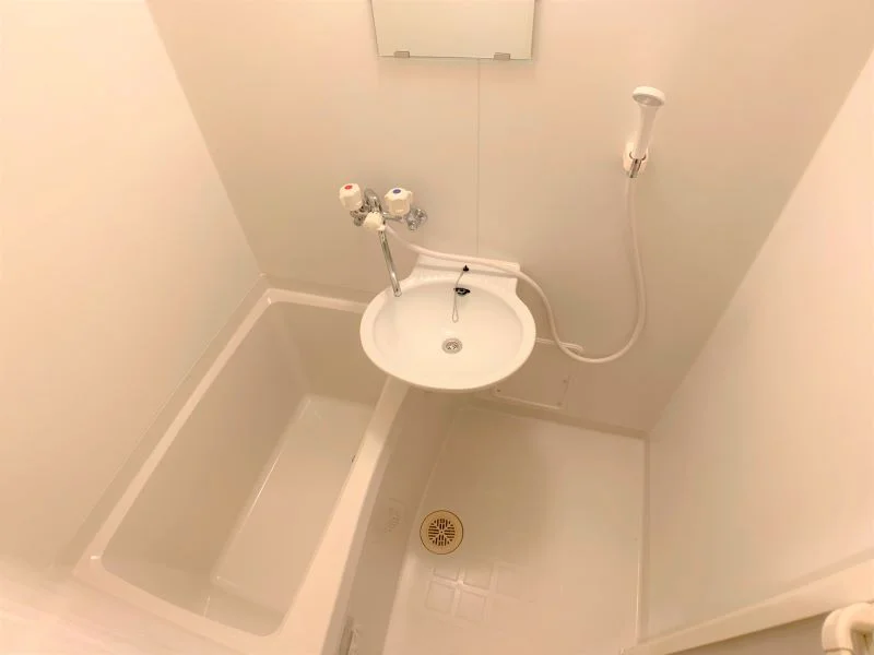 設備・仕様は号室により異なる為、現況を優先致します。