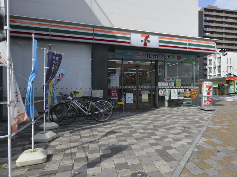 セブンイレブン高知はりまや町3丁目店まで徒歩約5分