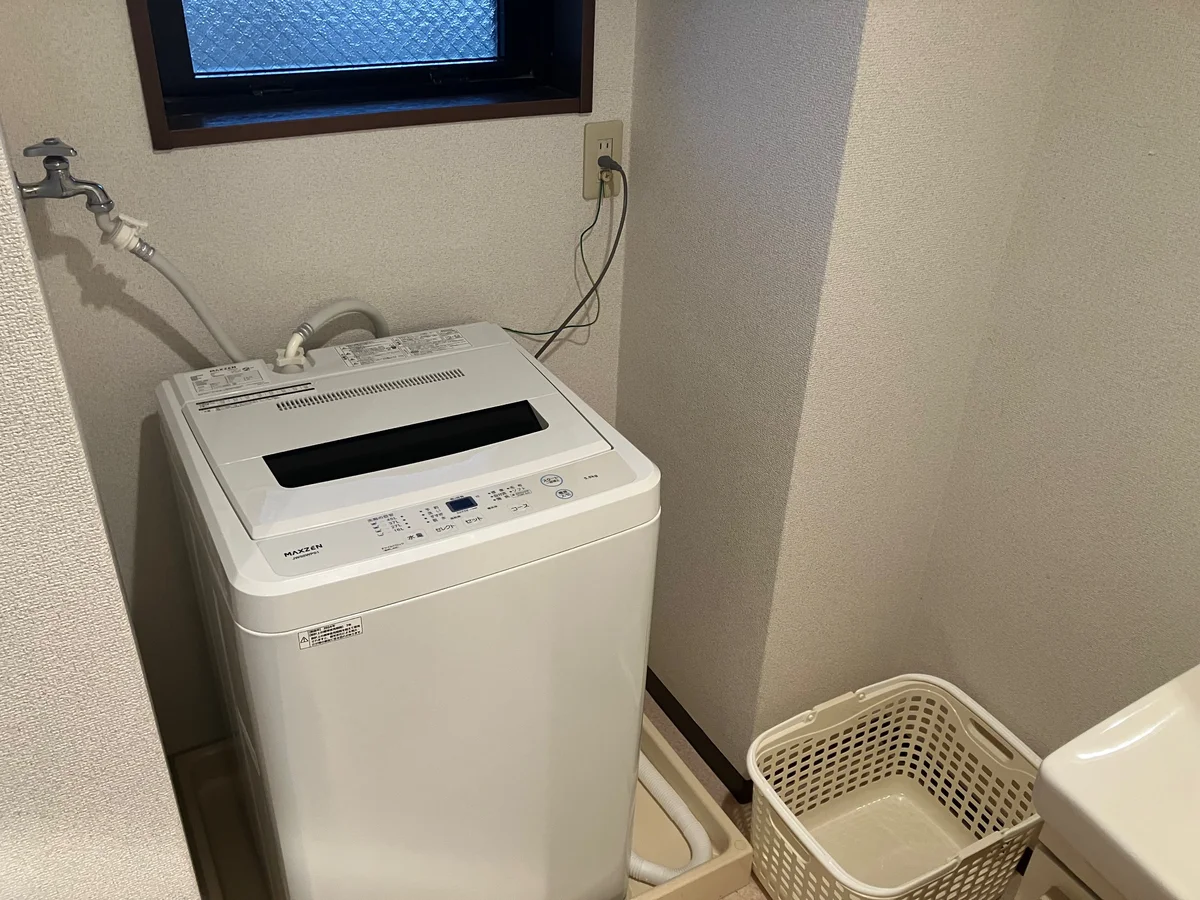 洗濯機（ランドリーバスケット付）
