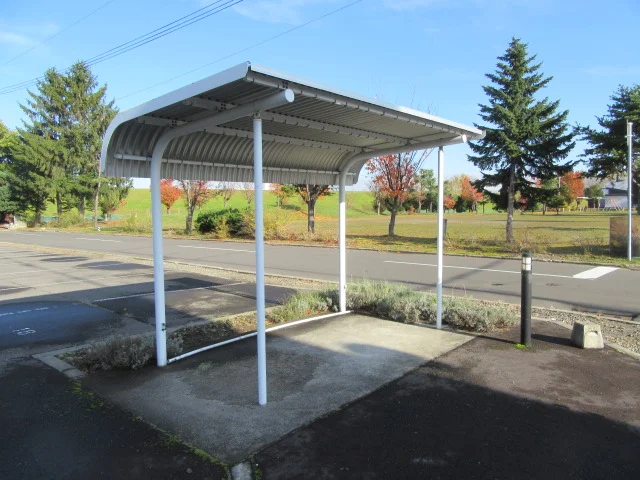 屋根付き駐輪場