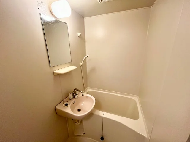 設備・使用は号室により異なる為、現状を優先いたします