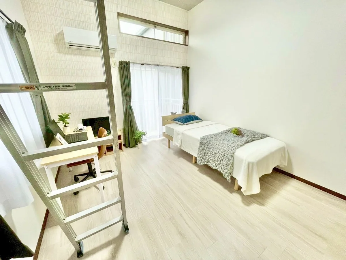 ※撮影用の観察植物・食器調理器具・雑貨類等はございません。※写真は現況優先