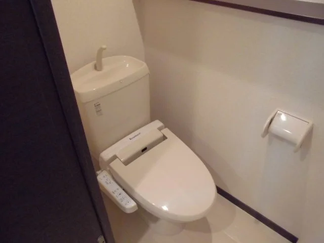 清潔なトイレをご用意しております。