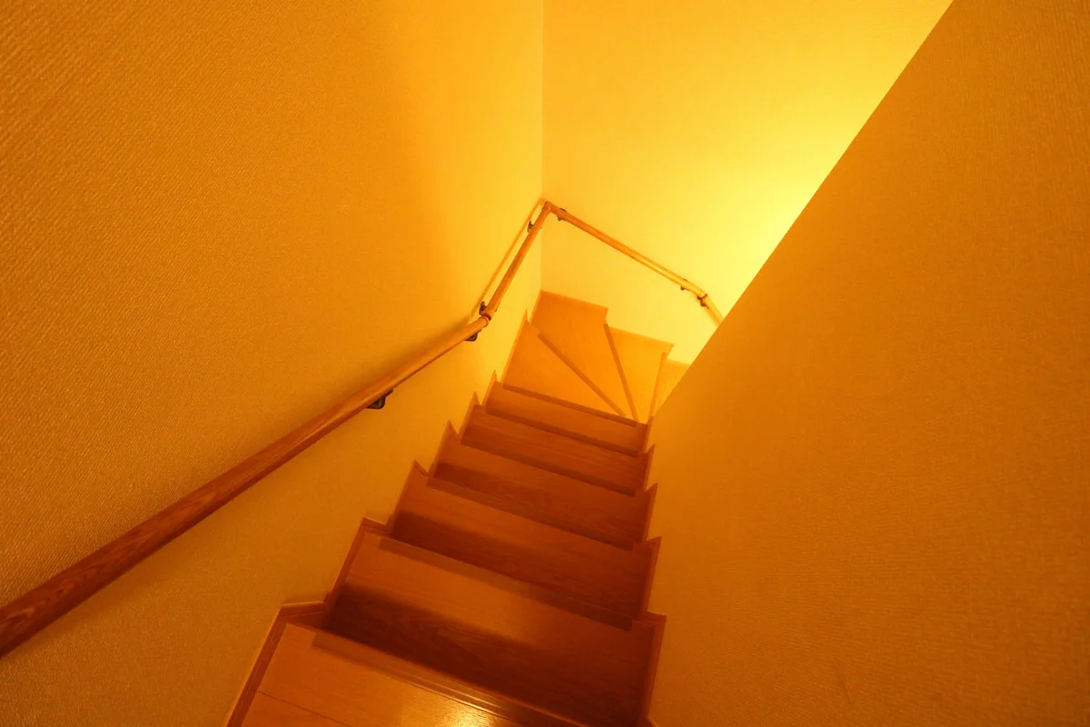 メゾネット仕様により１Ｆはダイニングキッチン・２Ｆは洋室が２部屋