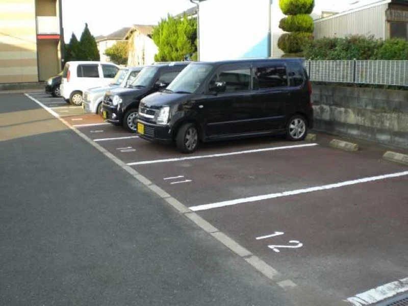 設備・使用は号室により異なる為、現況を優先致します。