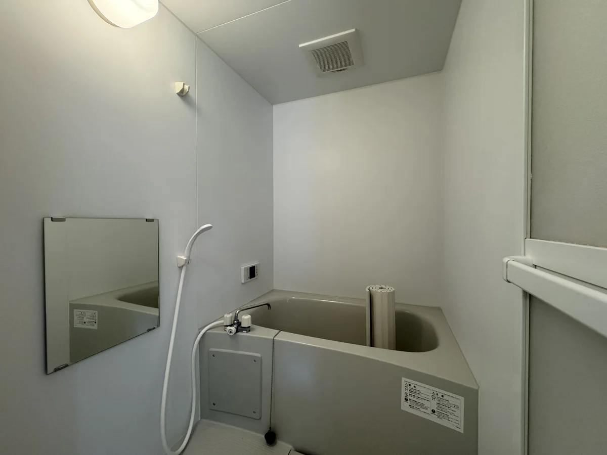 追い焚き機能付きユニットバスです