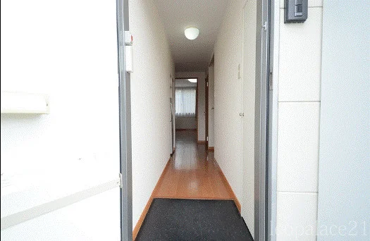 備品や設備仕様は号室等により異なります現地をご確認下さい。