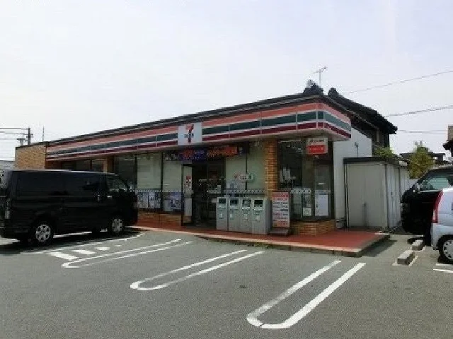 セブンイレブンまで350m