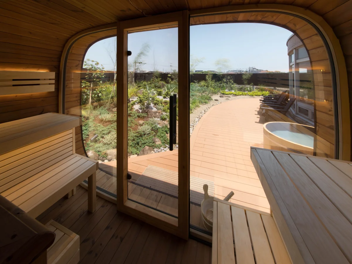 この施設の目玉！屋外のバレルサウナ！