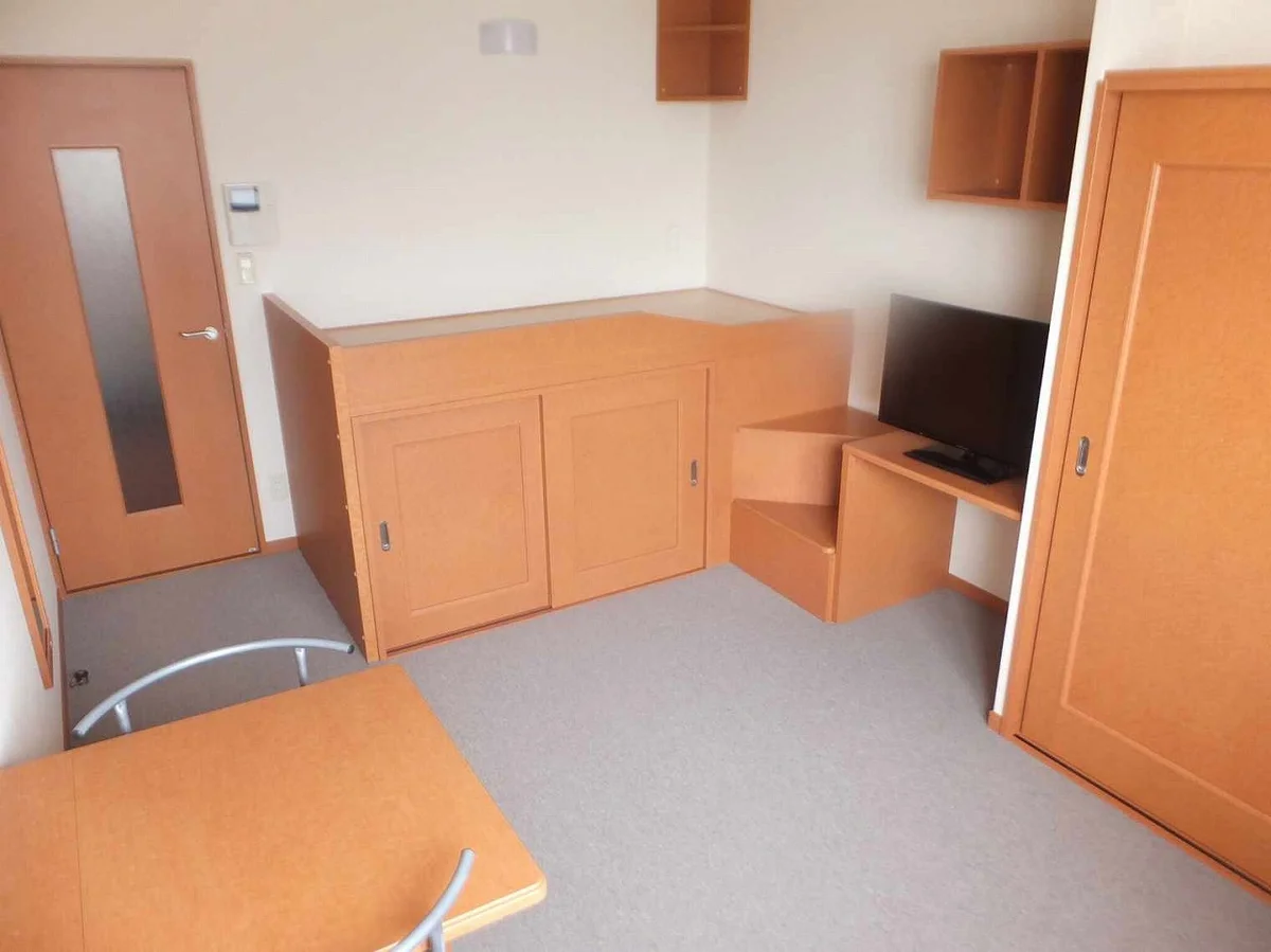 ハイベッドタイプのお部屋です