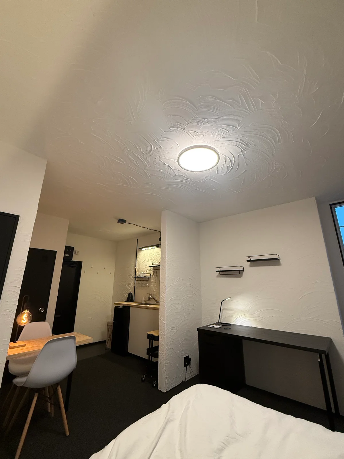 ダブルベッド、収納ボックス