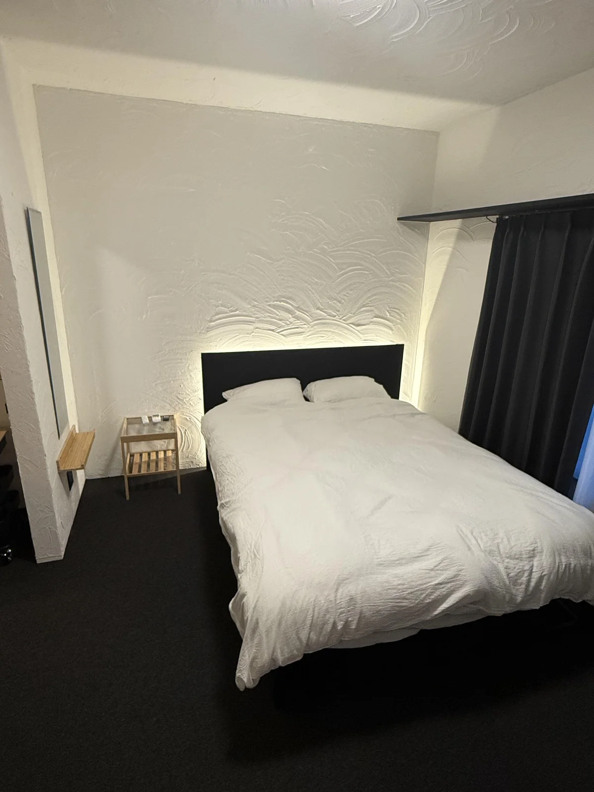 ダブルベッド、収納ボックス