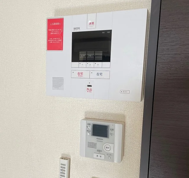 モニター付きインターホン
