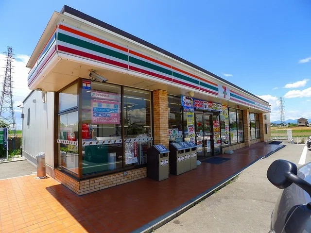 セブンイレブン太田市堀口町店まで800m