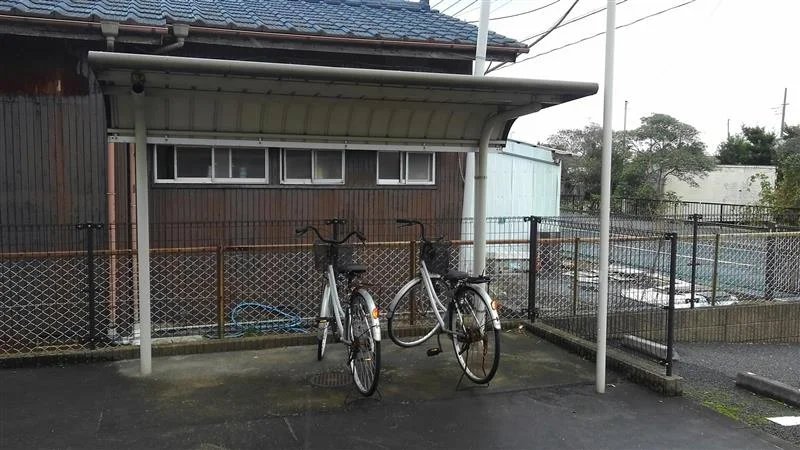 駐輪場完備