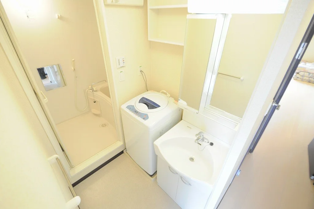 同シリーズの類似となります。現況を優先致します。