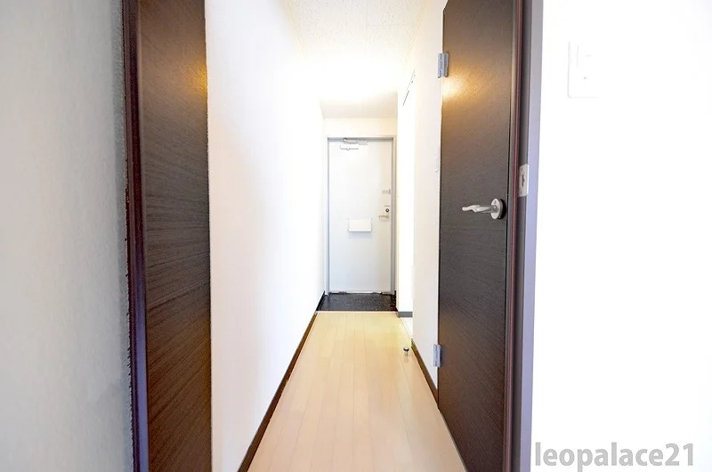 同シリーズの類似となります。現況を優先致します。