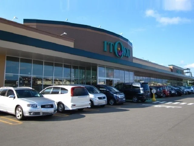 イトク　自衛隊通店まで1200m