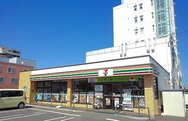 セブンイレブン月寒中央通店まで70m
