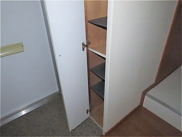 シューズボックスあり