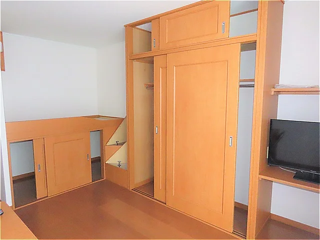 クローゼット、ベッド下収納あり