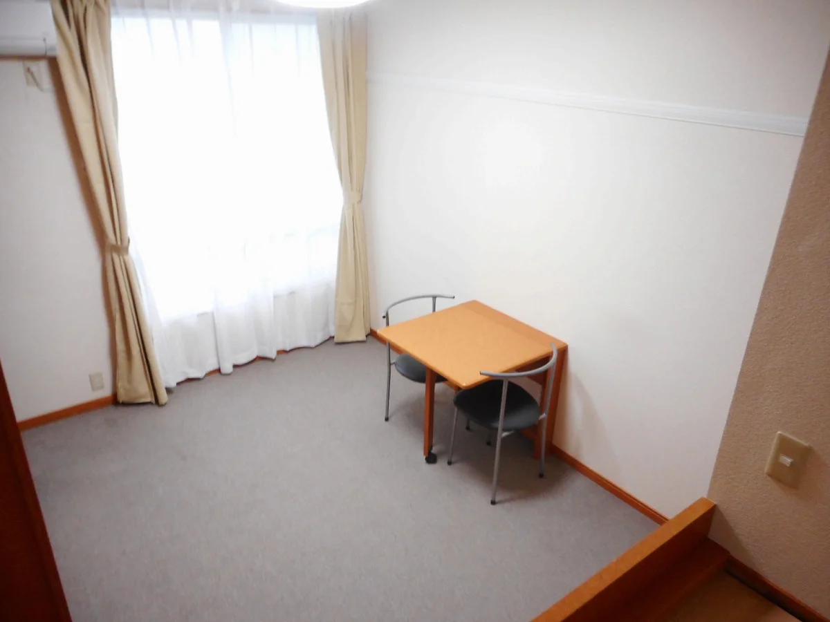 ベッド上からのアングルです