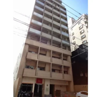 写真はお部屋のイメージです。ラグなどの室内装飾はございません。