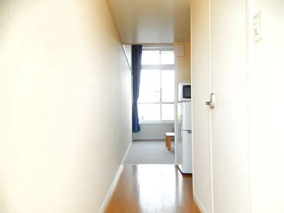 すっきりとした廊下