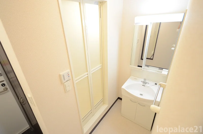 設備・仕様は号室により異なる為、現況を優先致します。