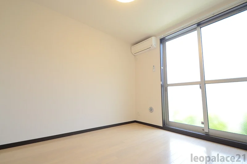 設備・仕様は号室により異なる為、現況を優先致します。