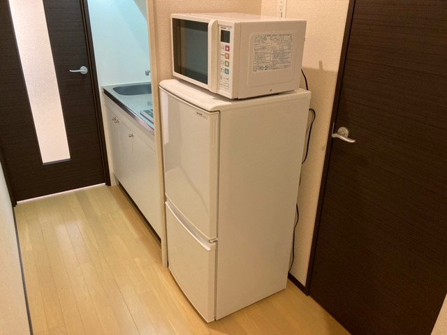 電子レンジ、冷蔵庫
