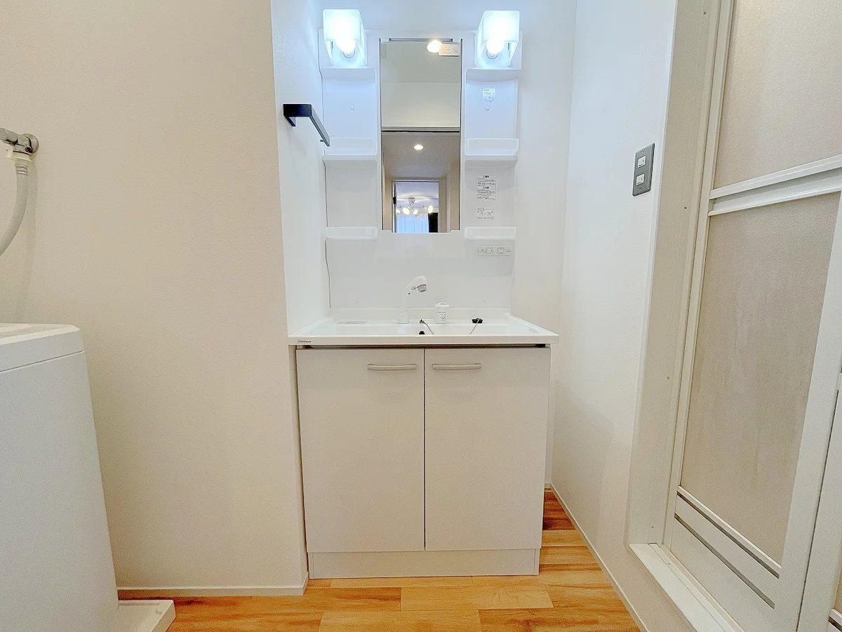 独立洗面台です！収納力もバッチリです◎