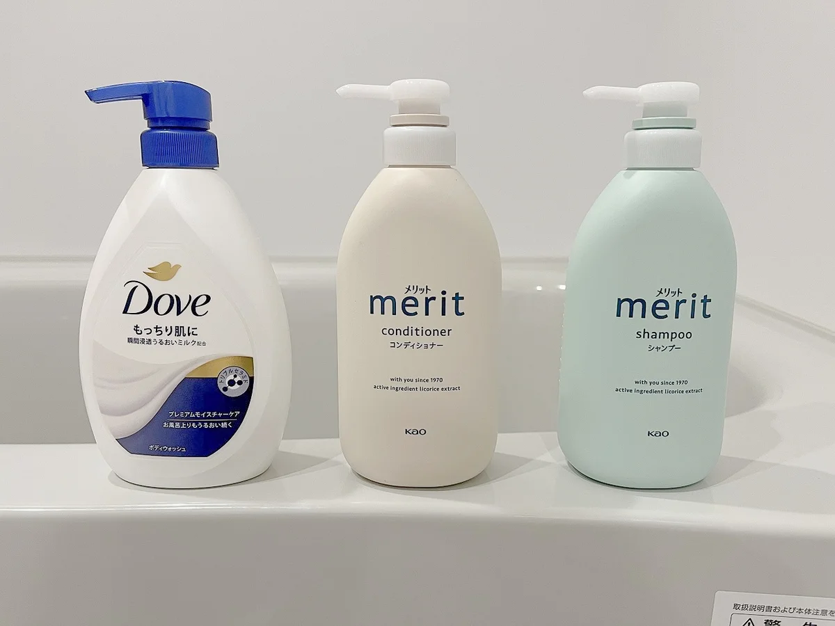 ボディーソープ、シャンプー、コンディショナーをご用意しています♪