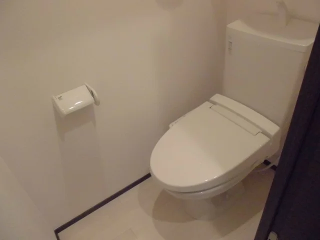 嬉しいウォシュレット付！