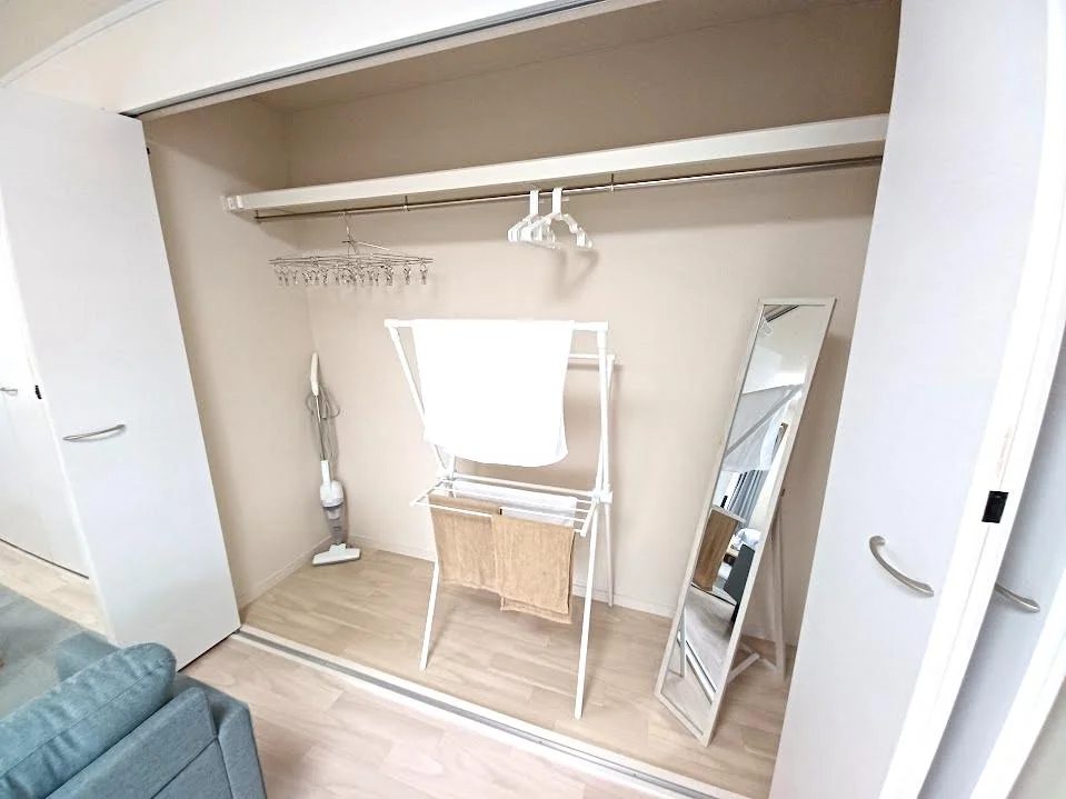 掃除機・室内物干し・スタンドミラー