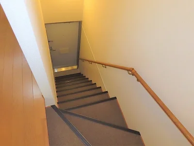 1階に玄関がある内階段のお部屋です