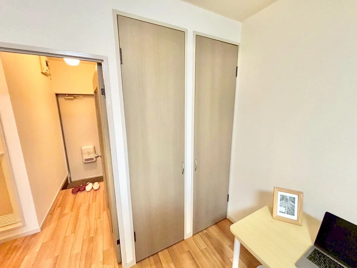 ※撮影用の観察植物・食器調理器具・雑貨類等はございません。※写真は現況優先