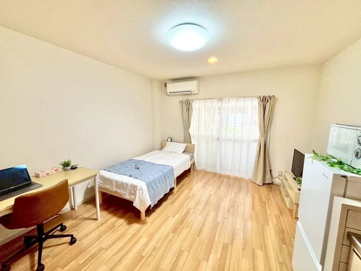 ※撮影用の観察植物・食器調理器具・雑貨類等はございません。※写真は現況優先