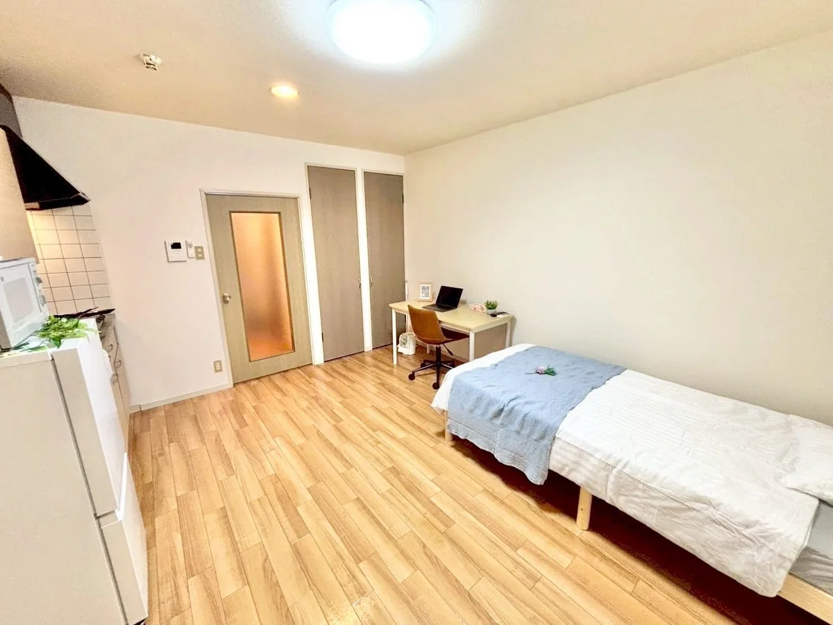 ※撮影用の観察植物・食器調理器具・雑貨類等はございません。※写真は現況優先