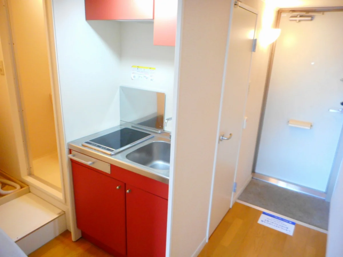 玄関側のアングルです