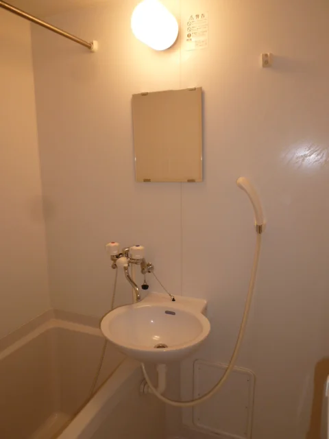 ユニットバス・洗面台付