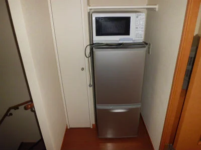 冷蔵庫と電子レンジ。